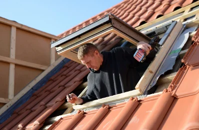 Pose de fenêtres de toit Velux à Niozelles